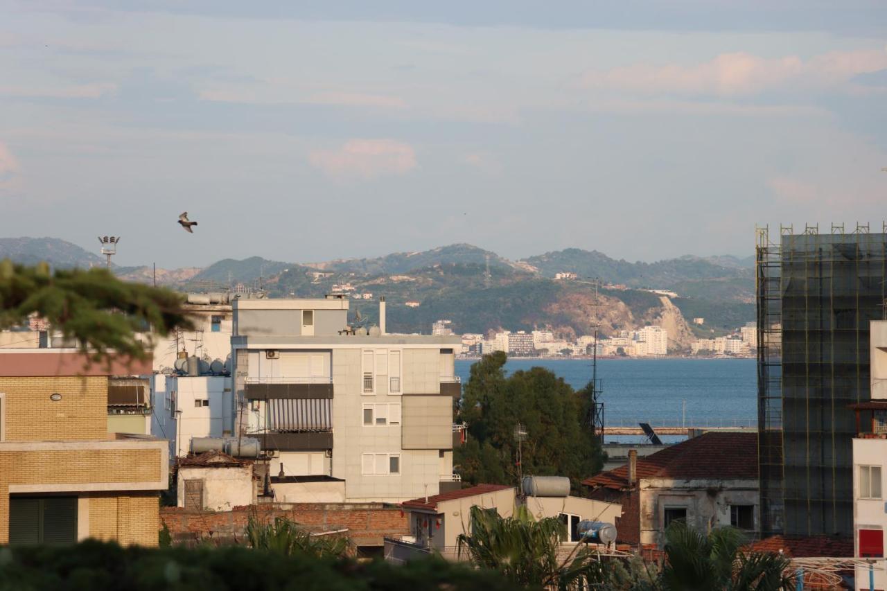 ~Villa Gloria~ Durrës Exteriör bild
