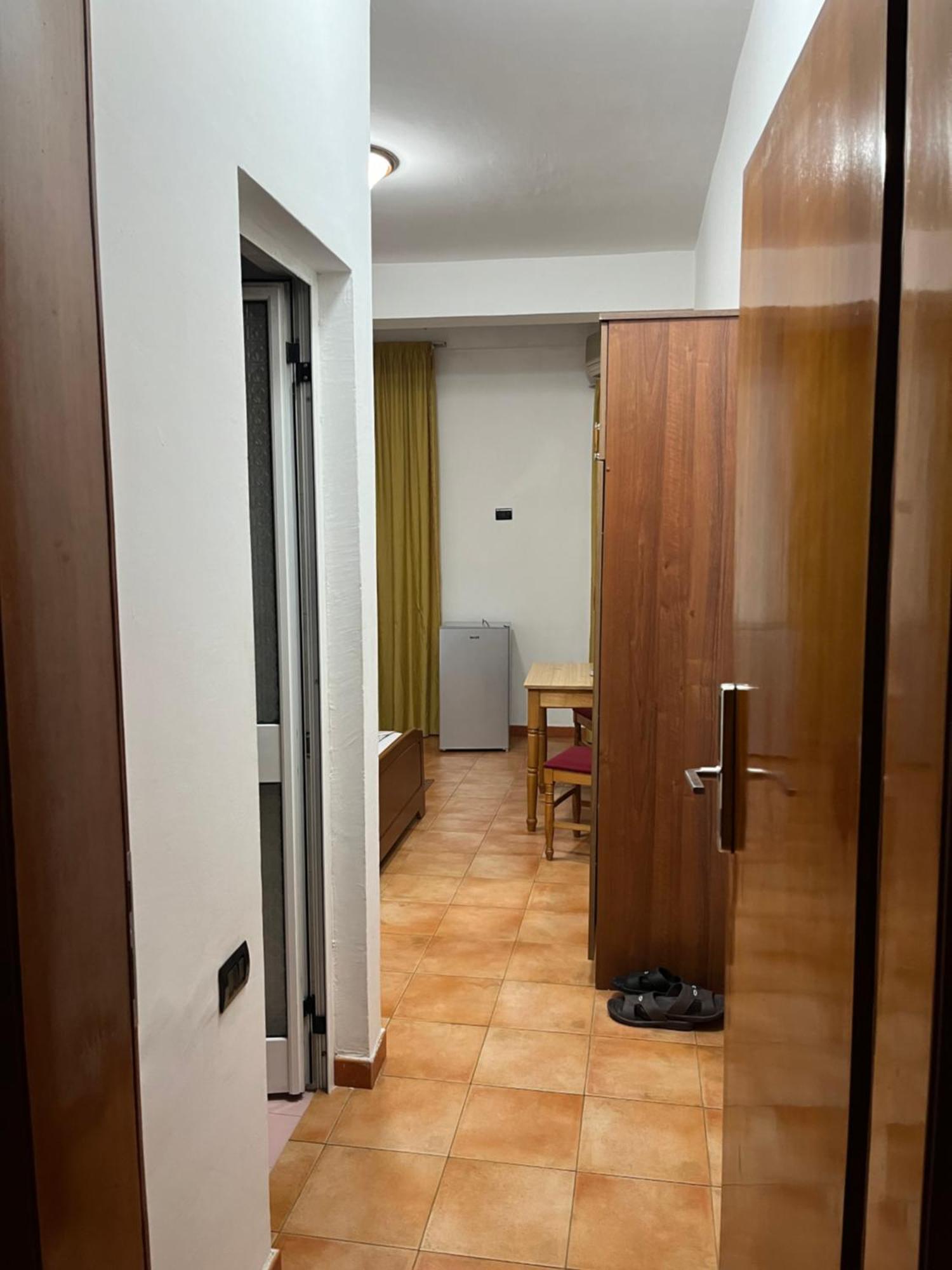 ~Villa Gloria~ Durrës Exteriör bild